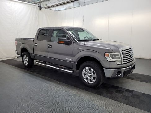 Used 2014 Ford F150 XLT w/ Equipment Group 302A Luxury AWD/4WD image 11