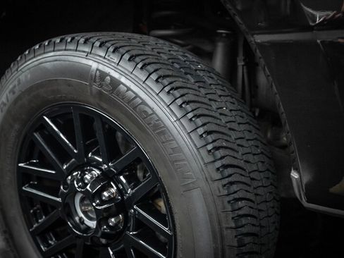 Used 2022 Ford F250 Lariat w/ Black Appearance Package image 11