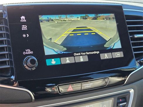 Certified 2023 Honda Passport TrailSport image 31