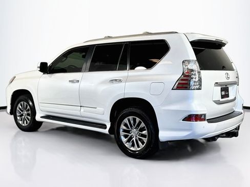 Used 2016 Lexus GX 460 Luxury AWD/4WD image 7