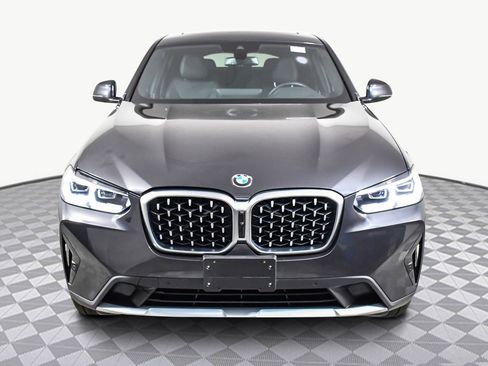 Used 2025 BMW X4 xDrive30i AWD/4WD image 2