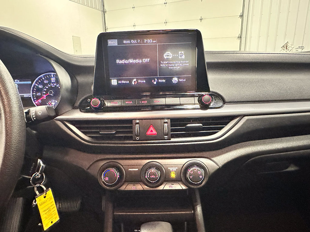Used 2023 Kia Forte LXS FWD image 28