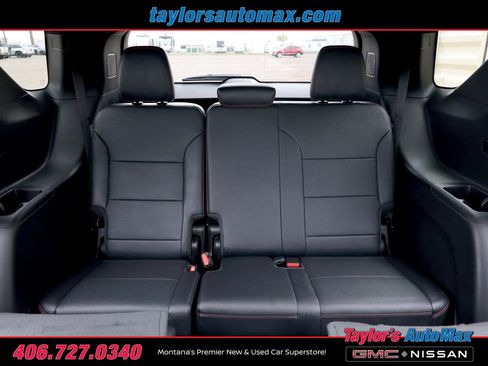 Used 2024 Chevrolet Traverse RS AWD/4WD image 7