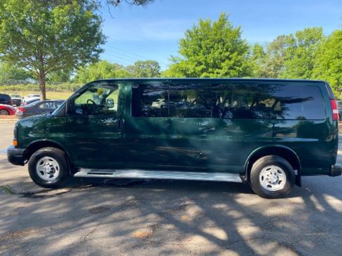 Used 2014 Chevrolet Express 3500 LS RWD image 4