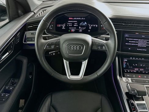 Used 2023 Audi Q8 Premium Plus w/ Premium Plus Package AWD/4WD image 5