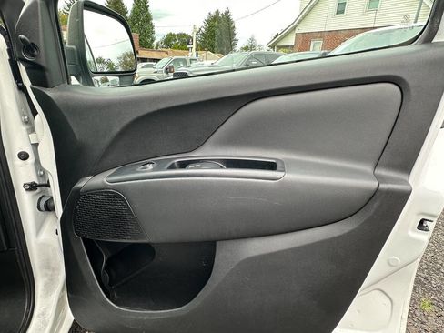 Used 2017 RAM ProMaster City Tradesman w/ Rear Back-up Camera Group image 13