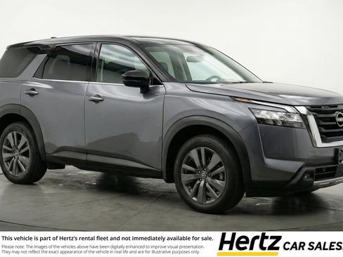 Used 2025 Nissan Pathfinder SV AWD/4WD image 1