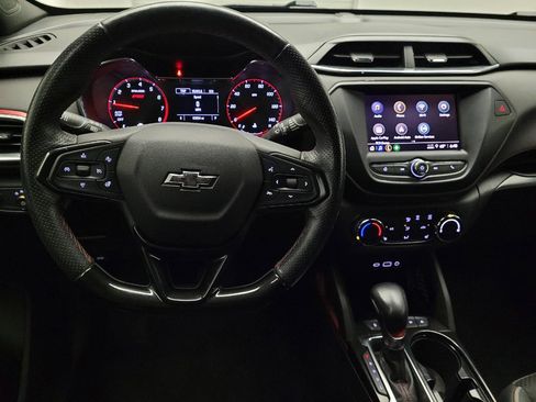 Used 2022 Chevrolet TrailBlazer RS FWD image 22