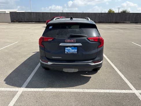 Used 2018 GMC Terrain Denali w/ Advanced Safety Package FWD image 4