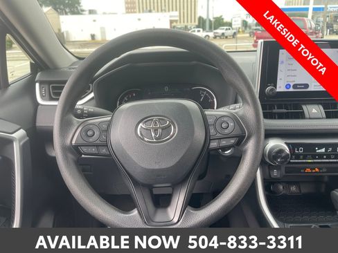Used 2024 Toyota RAV4 XLE AWD/4WD image 22