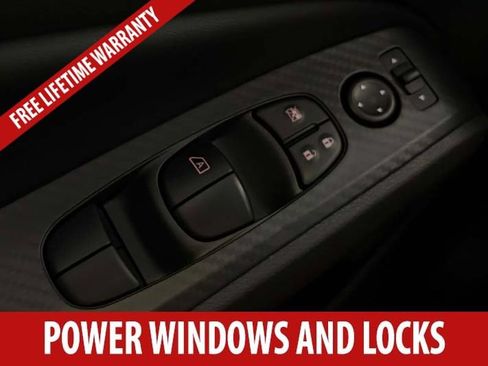 Used 2024 Nissan Altima 2.5 SV w/ SV Premium Package FWD image 8