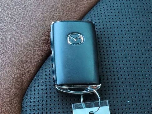 Used 2024 MAZDA CX-5 Carbon Edition image 28