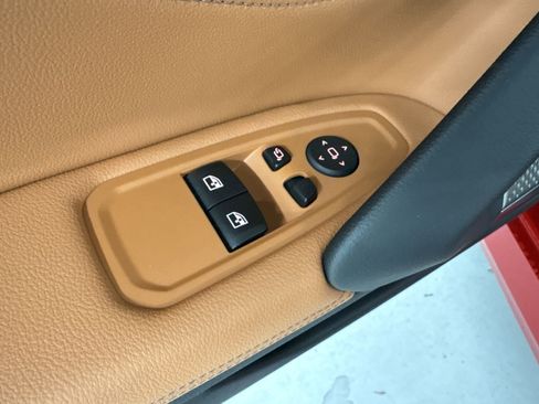 Used 2025 BMW Z4 M40i w/ Edition RWD image 13