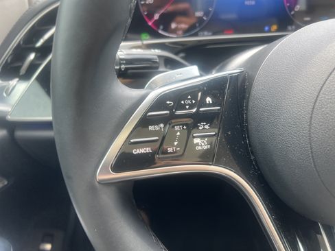 Used 2025 Mercedes-Benz E 350 Sedan image 19
