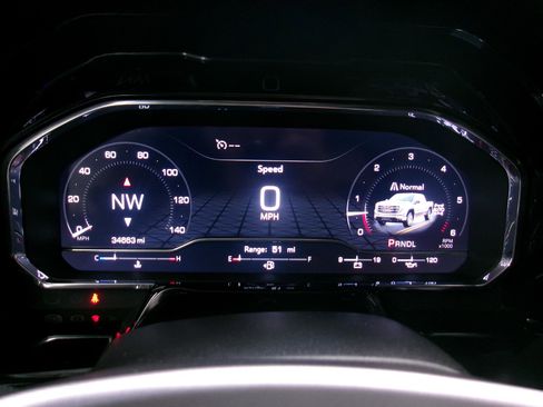 Certified 2023 GMC Sierra 1500 SLE w/ Preferred Package image 8