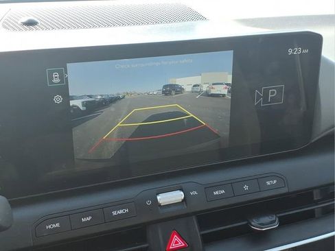 Used 2025 Kia K4 LXS image 9