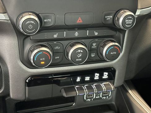 Used 2022 RAM 1500 Big Horn RWD image 18