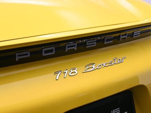 Certified 2023 Porsche 718 Boxster RWD image 25