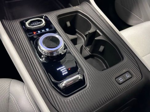 New 2026 Jeep Cherokee Laredo AWD/4WD image 17