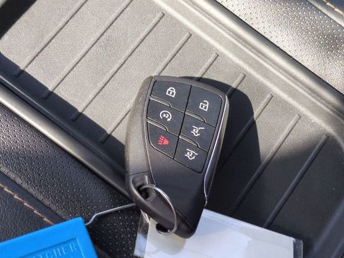 Used 2024 GMC Yukon AT4 w/ Max Trailering Package image 31