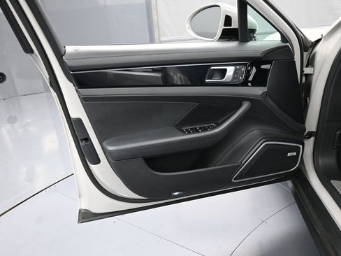 Certified 2022 Porsche Panamera 4S image 15