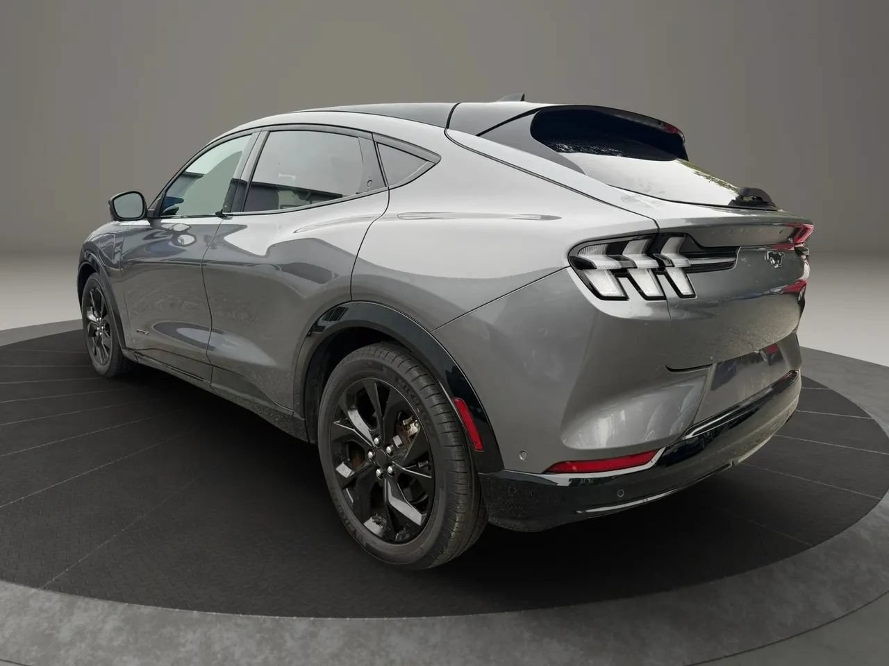 Used 2023 Ford Mustang Mach-E Premium RWD image 6