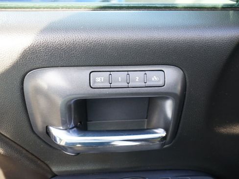 Used 2018 GMC Sierra 1500 Denali w/ Denali Ultimate Package image 10