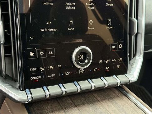 New 2026 GMC Acadia Denali Ultimate image 17