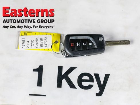 Used 2024 Toyota Corolla LE image 34