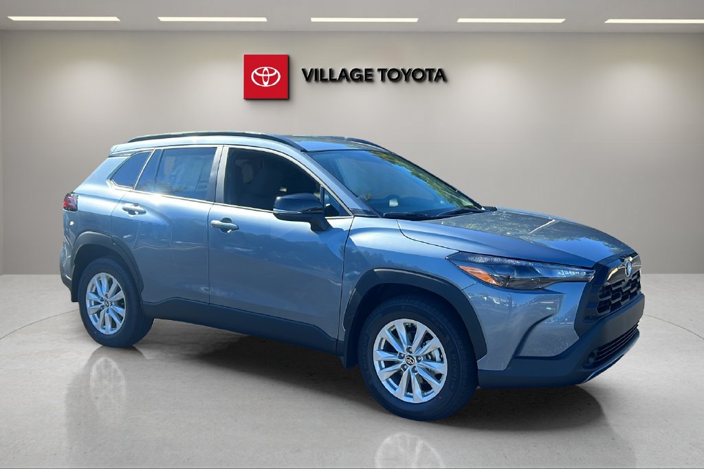 New 2026 Toyota Corolla Cross LE FWD image 7