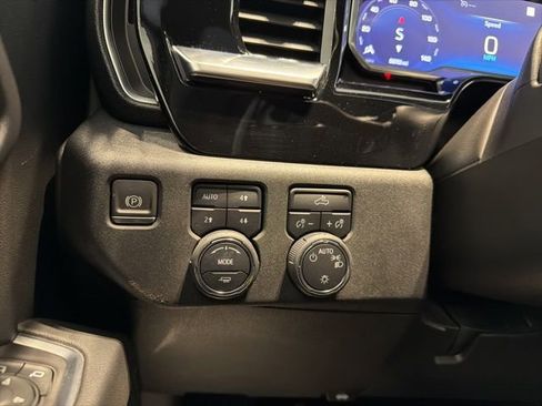 Certified 2022 Chevrolet Silverado 1500 LT image 30