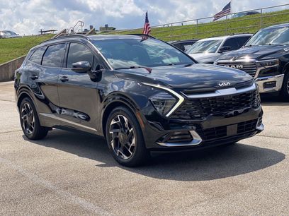 Used 2025 Kia Sportage SX