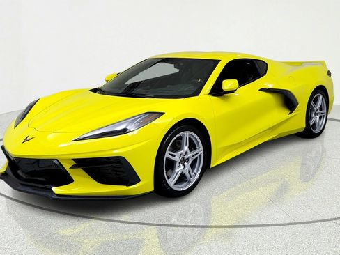 Used 2023 Chevrolet Corvette Stingray Premium Cpe w/ Z51 Performance Package RWD image 1