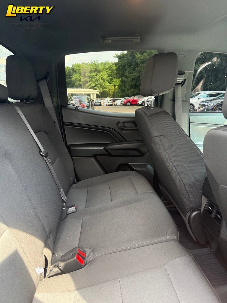 Used 2024 Chevrolet Colorado Trail Boss w/ Advanced Trailering Package AWD/4WD image 10