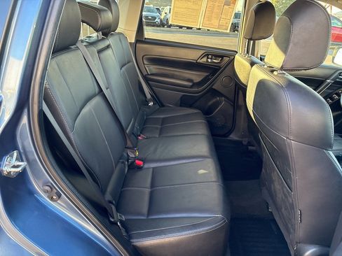 Used 2017 Subaru Forester 2.5i Touring image 11
