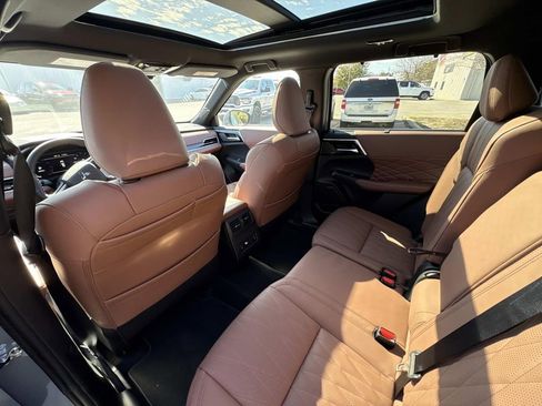 New 2026 Mitsubishi Outlander SEL FWD image 14