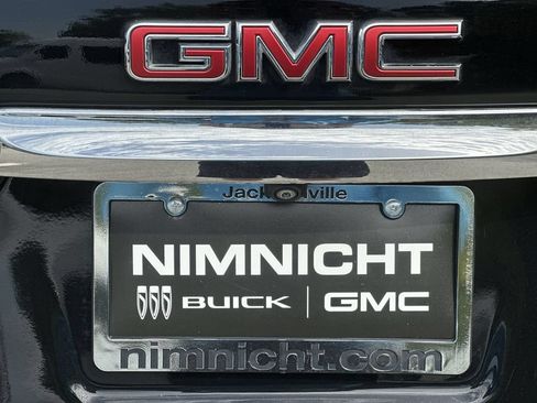 Certified 2024 GMC Terrain Denali w/ Denali Premium Package AWD/4WD image 32