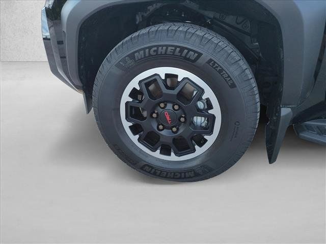 Used 2025 Toyota 4Runner TRD Off-Road Premium AWD/4WD image 24