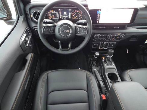 New 2026 Jeep Gladiator Sport image 9