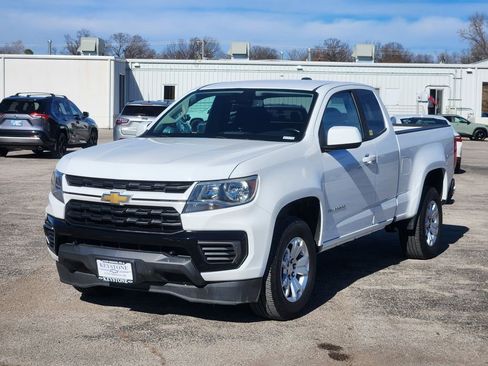 Used 2022 Chevrolet Colorado LT w/ Fleet Safety Package image 3