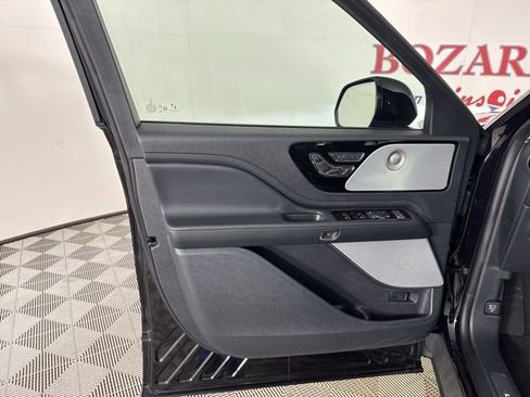 New 2026 Lincoln Aviator Reserve w/ Luxury Package image 15