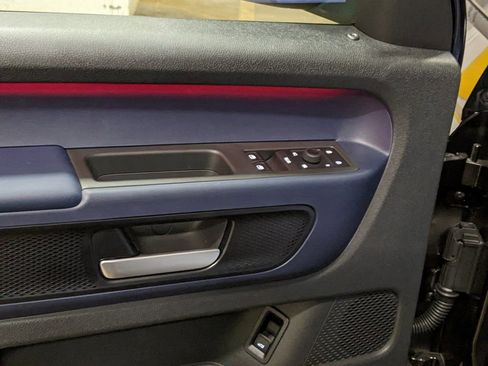 New 2025 Volkswagen ID. Buzz Pro S image 10