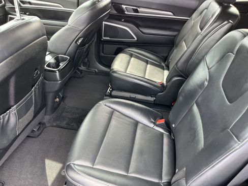 Used 2021 Kia Telluride S FWD image 19