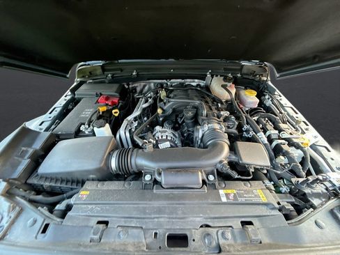 Used 2024 Jeep Wrangler Unlimited Sport AWD/4WD image 27