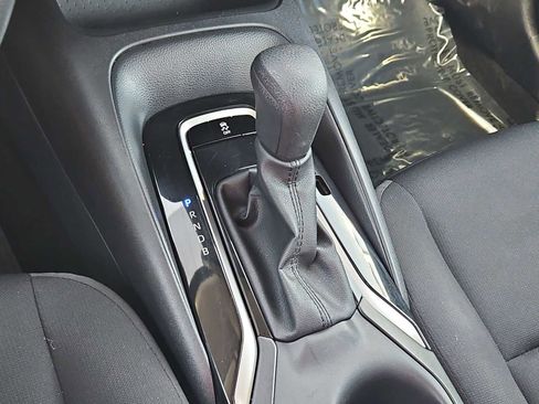 Used 2025 Toyota Corolla LE image 42