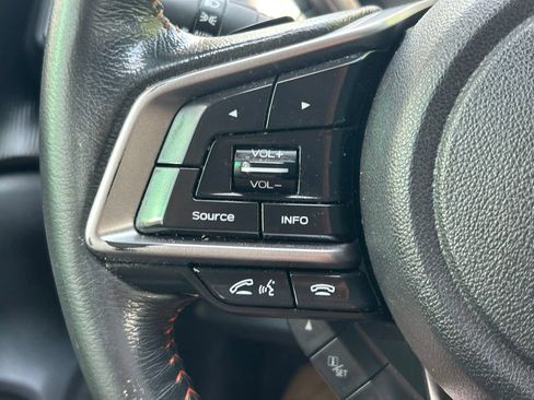 Used 2021 Subaru Crosstrek 2.0i Premium AWD/4WD image 32