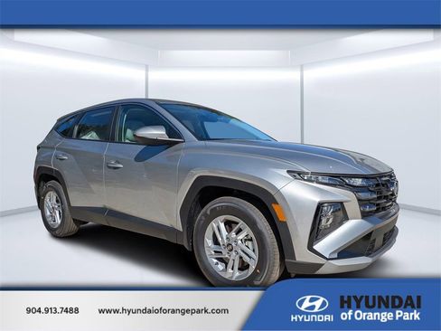 New 2026 Hyundai Tucson SE FWD image 1