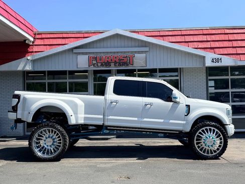 Used 2022 Ford F450 Platinum w/ FX4 Off-Road Package AWD/4WD image 10