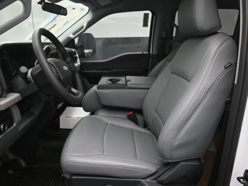 New 2025 Ford F350 XL AWD/4WD image 19