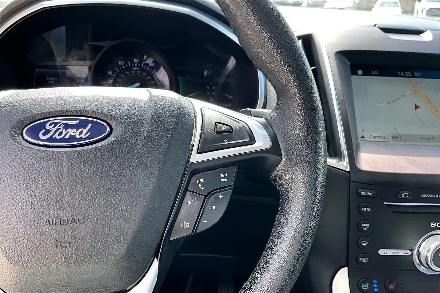 Used 2018 Ford Edge Titanium w/ Equipment Group 302A FWD image 22